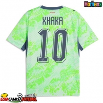 Camisa de Futebol Suíça Granit Xhaka #10 Equipamento Secundário Mundo 2026 Manga Curta